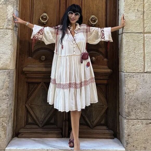 ZARA White Embroidered Dress “Limited Edition” - Picture 6 of 16